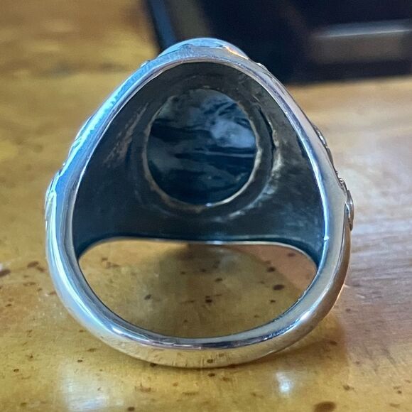 Genuine White Buffalo Sterling Silver Ring Size 7 - Picture 5 of 9